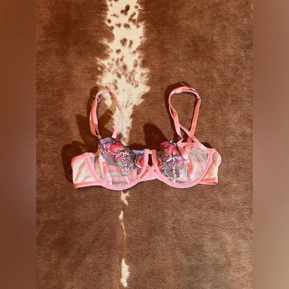 SOLD - Picture 1 of 3